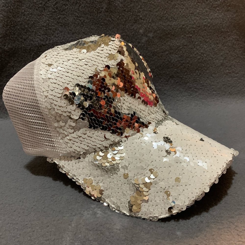 Mermaid sequin hat white/silver